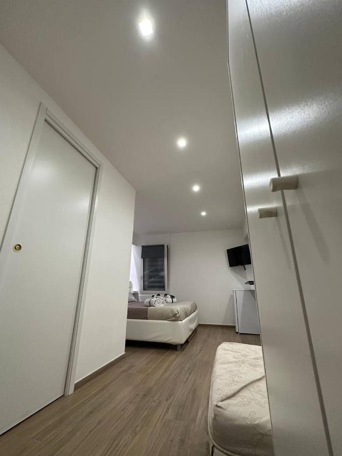 Black & White Luxury Gasthof Bari
